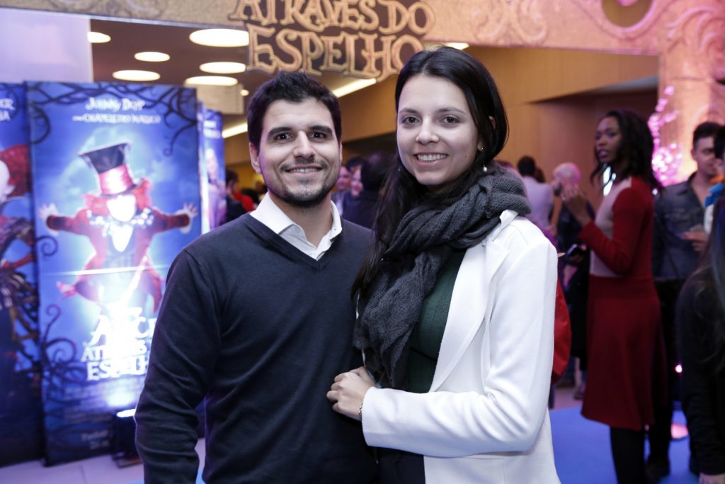Heli Samuel Bento Souza e Ana Carolina Carvalho