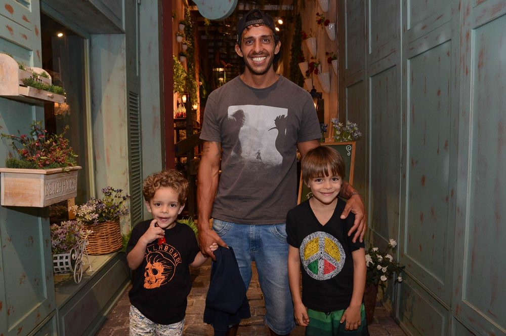 João, Rafael e Gustavo Augusto